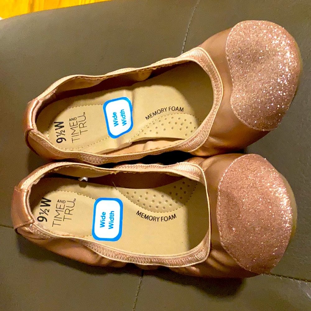 TIME AND TRU, Rose Gold ballerina shoes, size 9.5, Wide Width, Memory Foam